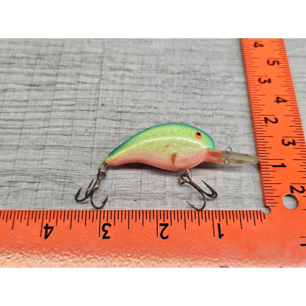 Vintage Norman DD22 Deep Diving Crankbait Lure Chartreuse Blue Pink Glitter